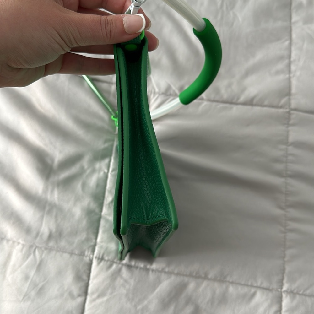 nana-nana x NBA Boston Celtics A5 bag - Picture 4 of 6